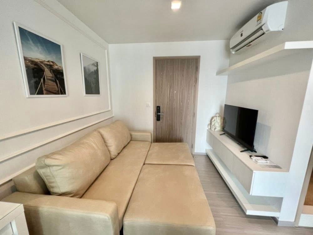 picture Condo for Rent : Life Sathorn-Sierra  1 Bedroom Nice decorated Built-in furniture  Fully furnished no damage earthquake Near BTS Talat Phlu - 8/17