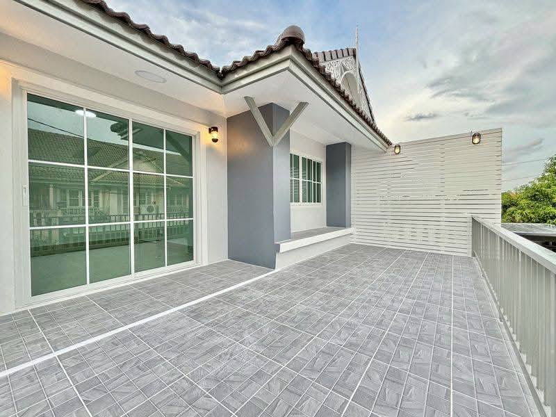 รูป ขายบ้านรีโนเวท หมู่บ้านพฤกษา 18 ทาวน์เฮาส์ 2 ชั้น พื้นที่ 18 ตร.ว. ขายเพียง 2.19 ล้านบาท - รูปที่ 6/8