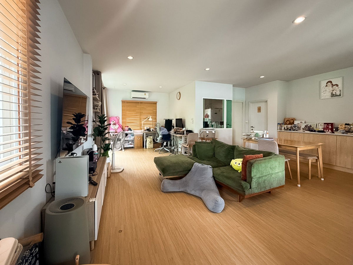 รูป 🏡 ขายบ้านแฝดสวย สภาพใหม่มาก! เพียง 4.49 ล้านบาท ทำเลดี เชื่อมต่อถ.กาญจนาภิเษก, ทางด่วนศรีรัช – วงแหวนรอบนอก ใกล้ Central Westgate และสถานี MRT - รูปที่ 2/15