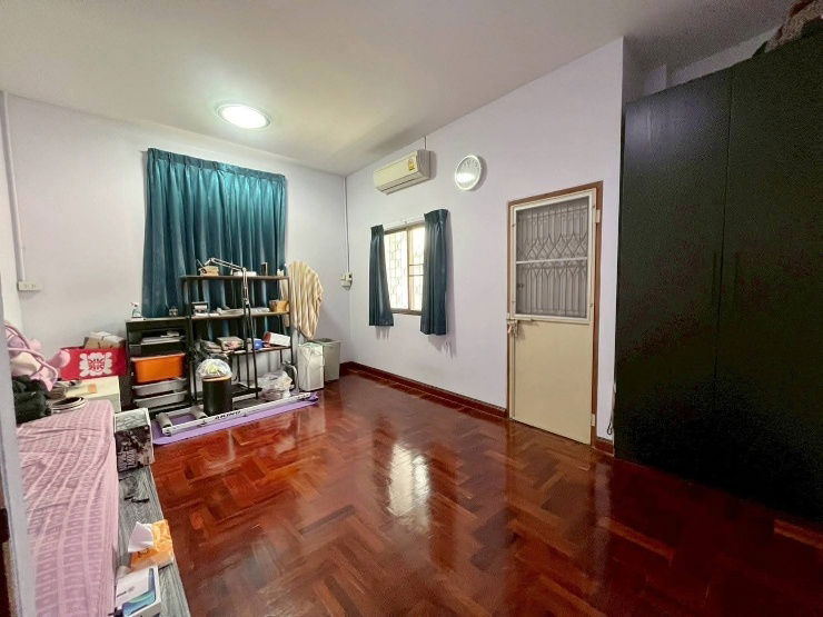 รูป ขายบ้าน 3 ชั้น ซอยสุขุมวิท 101/1 ( ซอยย่อยวชิรธรรมสาธิต14 )
( Soi Wachiratham Sathit 14 ) - รูปที่ 8/16
