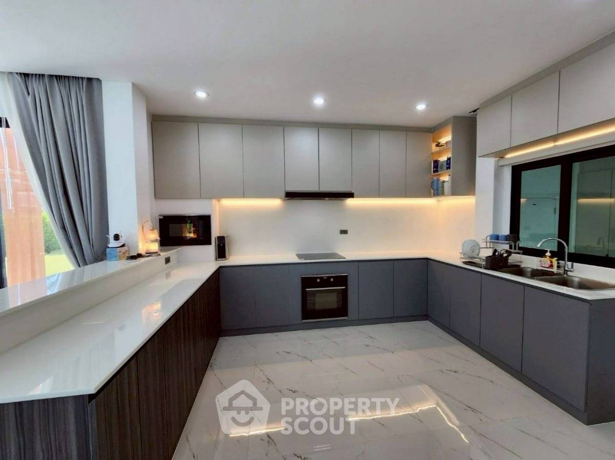 รูป บ้าน 4-ห้องนอน ที่ เดอะ วิลเลจ โดย ฮอร์สชู พอยท์ ใน หนองปรือ (ID 2175435) - รูปที่ 14/34