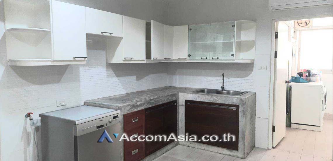 picture 🔼🔽 AccomA 📩  4 BR Condominium @Tower Park (13001743) - 8/20