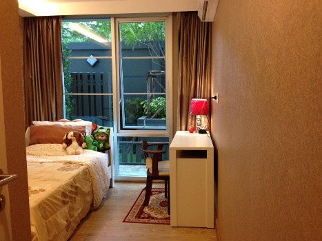 picture 2 bedroom condo with private garden for rent near BTS Prompong - 2/8