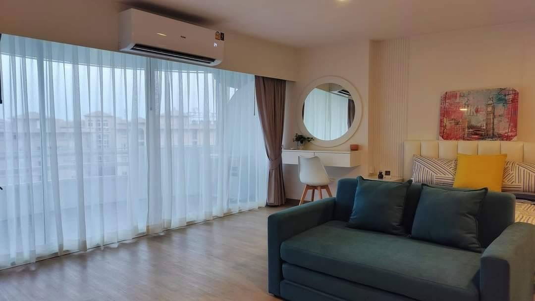 picture Urgent Sale! Condo with Tenant "Laem Chabang Tower" - Cheapest in Project! 8th Floor, City Center, Newly Renovated. - 10/16