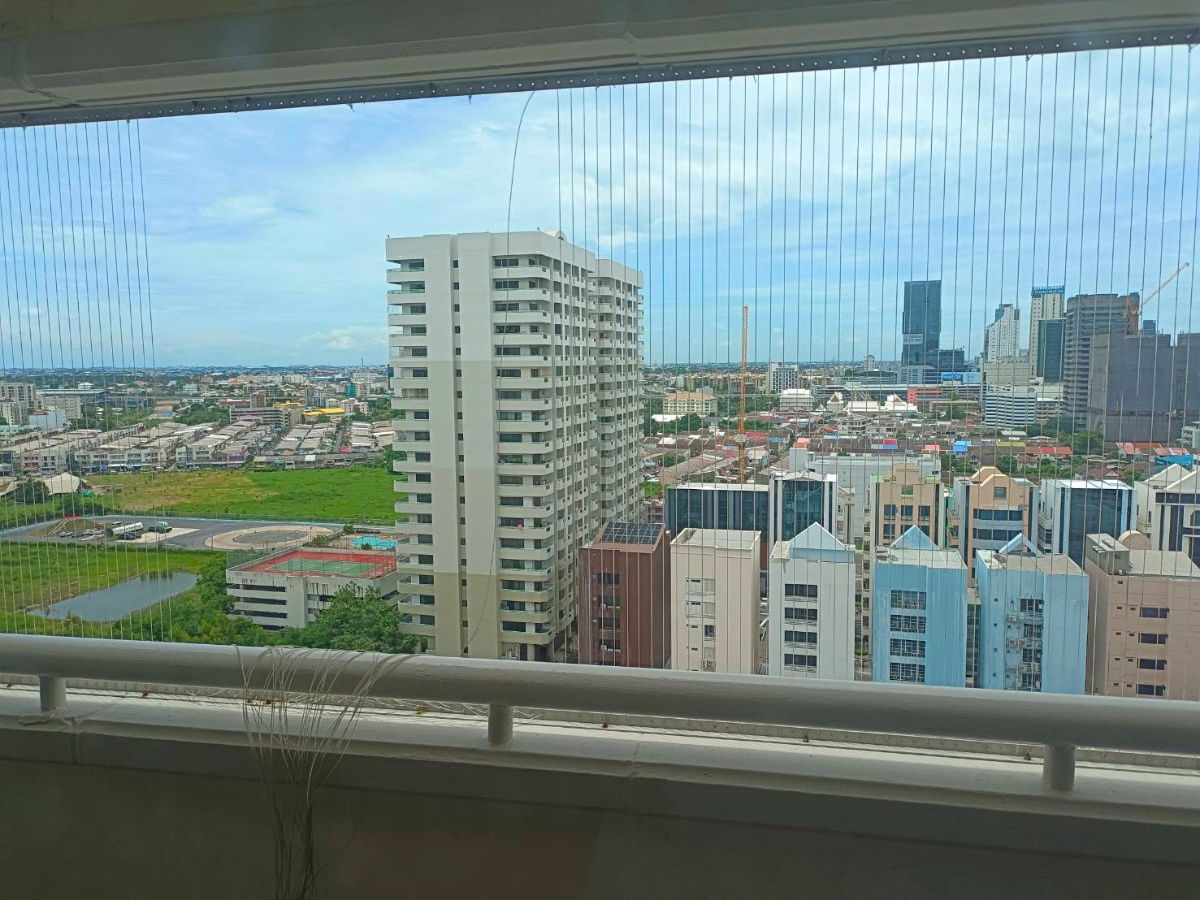 รูป ขาย  ห้อง  2 ห้องนอน ที่ คอนโด อีส ทาวเวอร์, ใกล้ ติดห้าง Central บางนา - รูปที่ 2/13