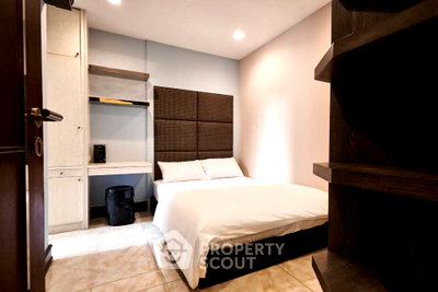 คอนโดให้เช่า : คอนโด 2 ห้องนอน ที่ Pathumwan Resort ใกล้ BTS พญาไท 200 ม. 📍 (ID 2220579)