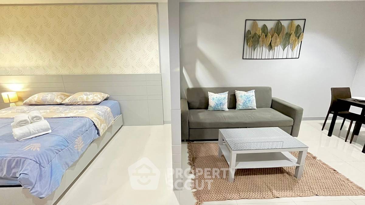 picture 1-BR Condo at Baan Klang Hua Hin Condominium close to Hua Hin Night Market (ID 2101431) - 4/12