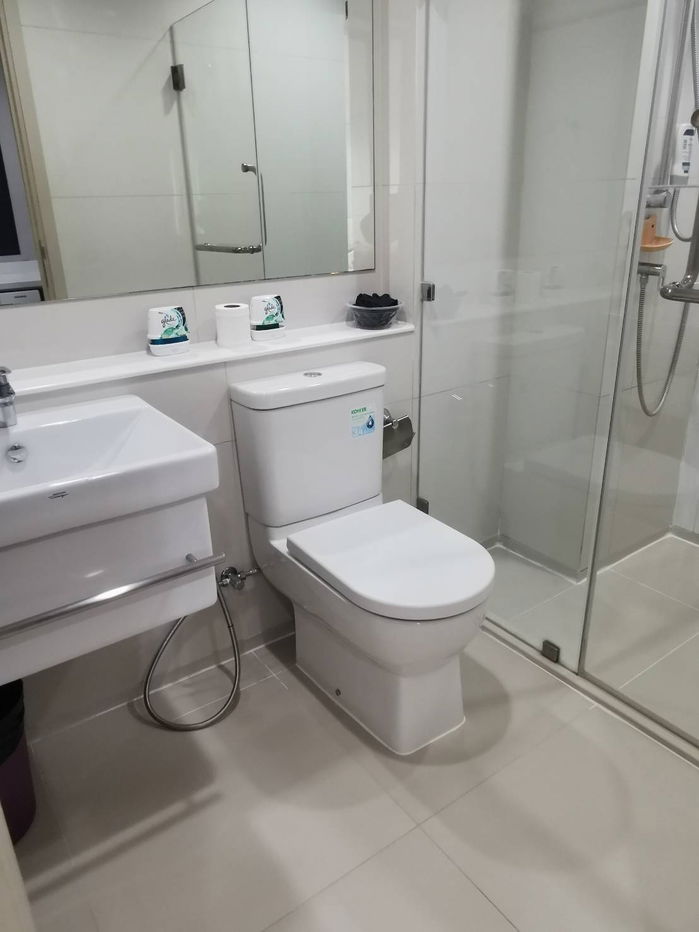 picture Life One Wireless | Only 120 meters from BTS Phloen Chit - 12/16