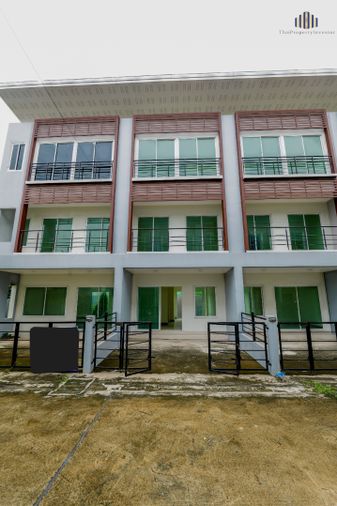 Brand-New Townhome! Near Central Westville! For Sale: 3-Storey Townhome, 17.5 Sq. Wah, in Royal Home Ratchapruek Project