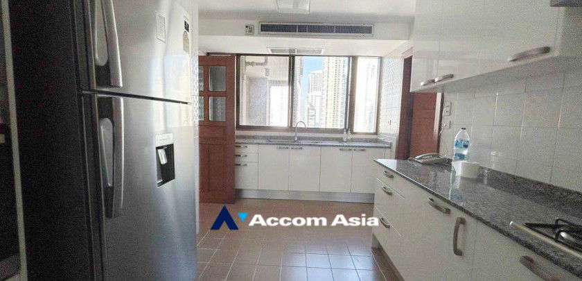 picture 🔼🔽 AccomA 📩 Classic wood-finished condo with large balcony in Sukhumvit (24440) - 5/15
