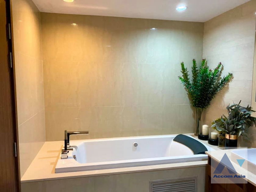 picture 🔼🔽 AccomA 📩 Corner Unit 2 BR Condominium @The Hudson Sathorn 7 (AA33392) - 9/9