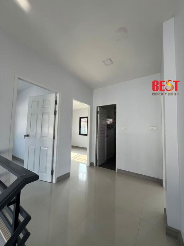 picture Fully Renovated - House for Sale, The Tara Ramintra (Phraya Suren 35) – Ready to Move In - 7/15