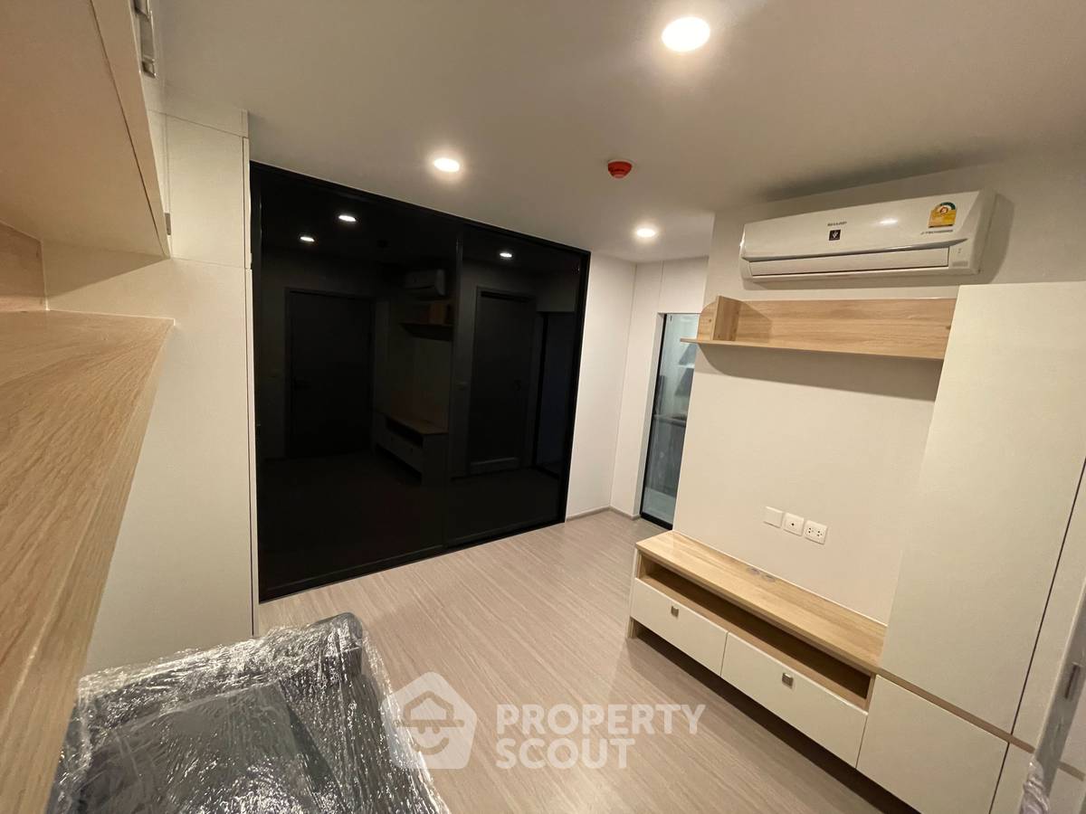 picture 1-BR Condo at Aspire Asoke-Ratchada near MRT Phra Ram 9 (ID 759995) - 9/21