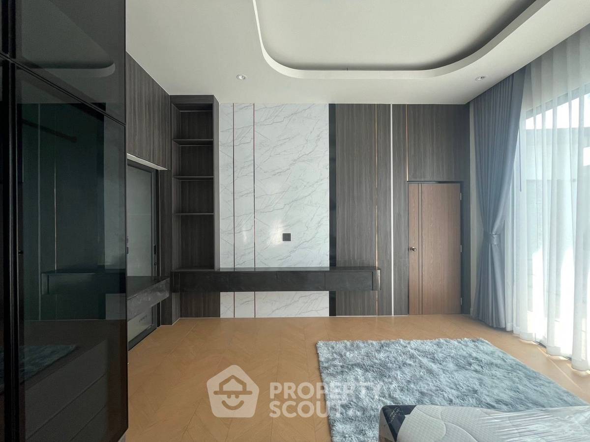 รูป วิลล่า 3-ห้องนอน ใกล้ พัทยาตะวันออก (ID 2217646) - รูปที่ 15/22