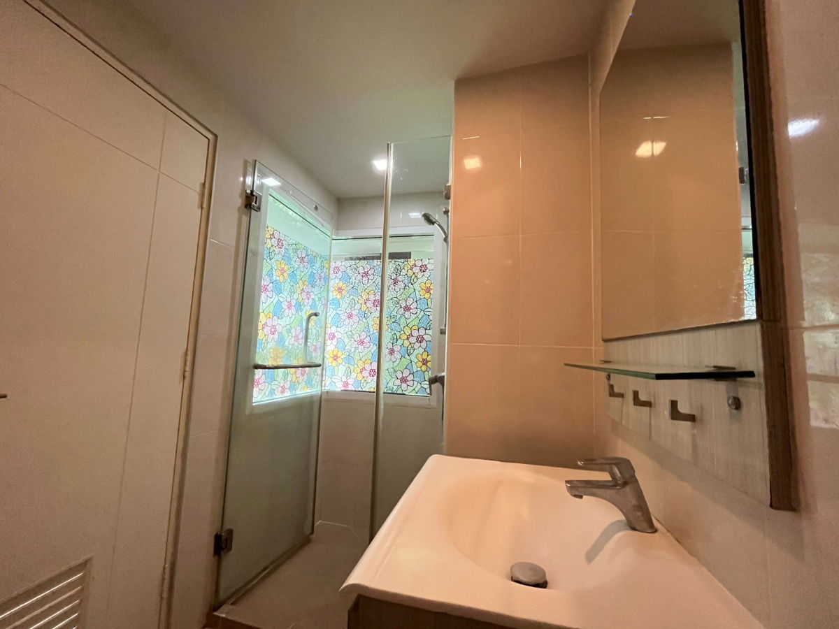 รูป ขาย !!!  ห้องคอนโด Lugano Ladprao 18 (ลูกาโน ลาดพร้าว 18)  - รูปที่ 11/18