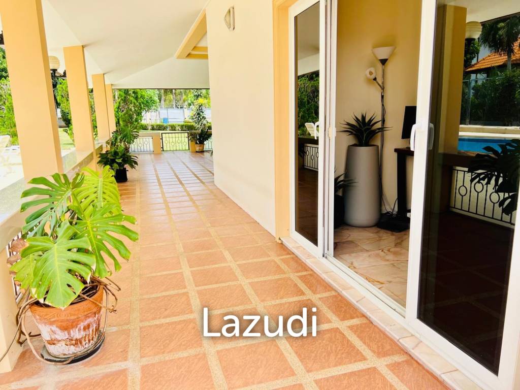 picture 4 Beds 5 Baths 500 SQ.M. Bangsaray House - 51/61