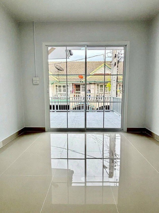 รูป ขายบ้านรีโนเวท หมู่บ้านพฤกษา 18 ทาวน์เฮาส์ 2 ชั้น พื้นที่ 18 ตร.ว. ขายเพียง 2.19 ล้านบาท - รูปที่ 5/8