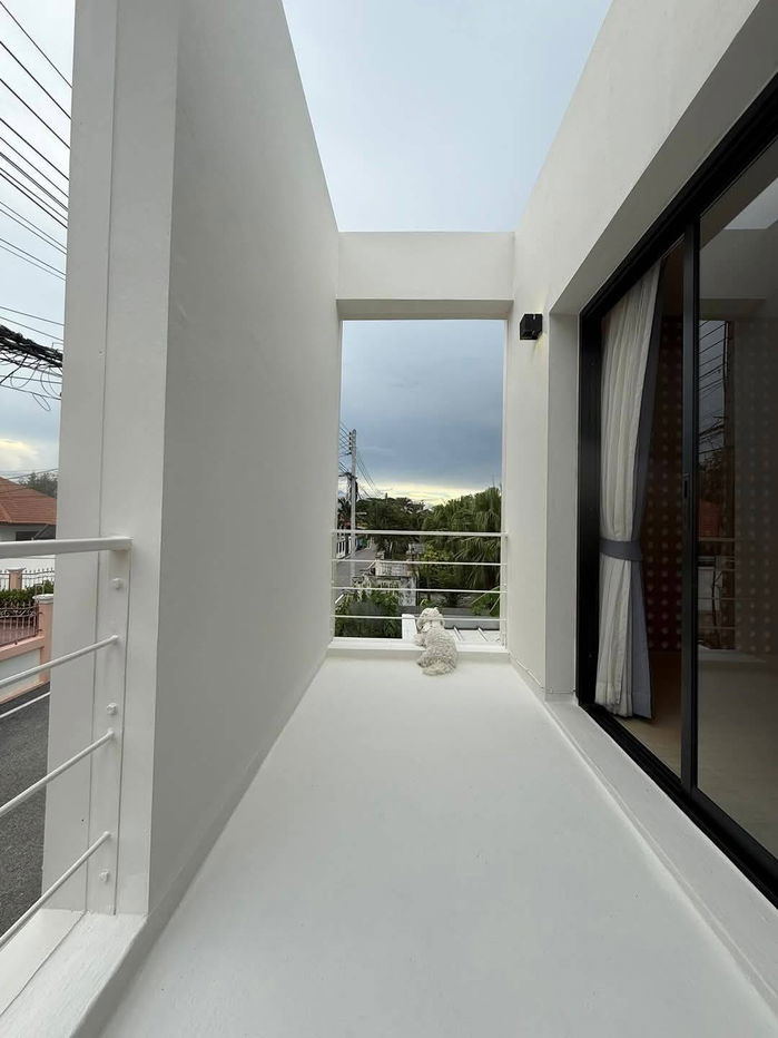 รูป ให้เช่า บ้านมือสอง สไตล์ minimal ชั้นครึ่ง มีดาดฟ้า พิกัดบ่อสร้าง ซอย14 สันกำแพง เชียงใหม่ T.094-6511456 - รูปที่ 2/23