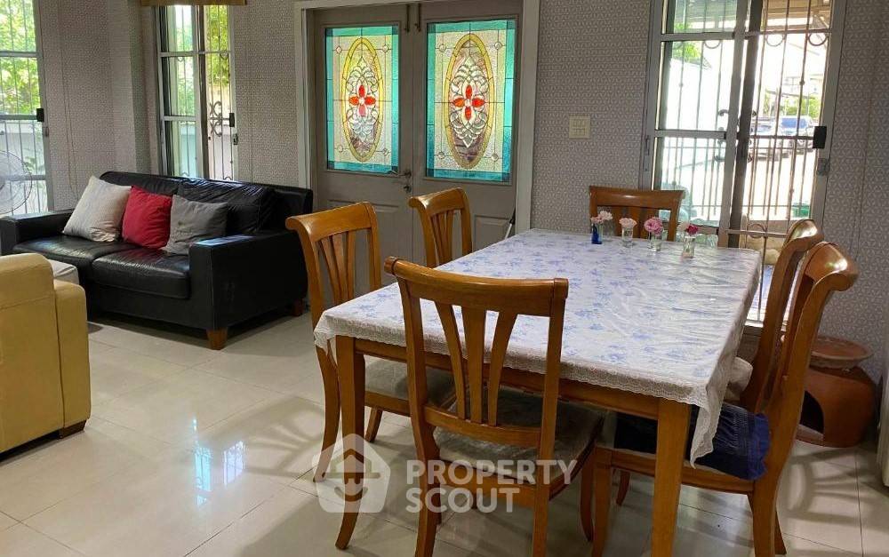 รูป ทาวน์เฮาท์ 4-ห้องนอน ใน บางโคล่ (ID 1657909) - รูปที่ 4/4