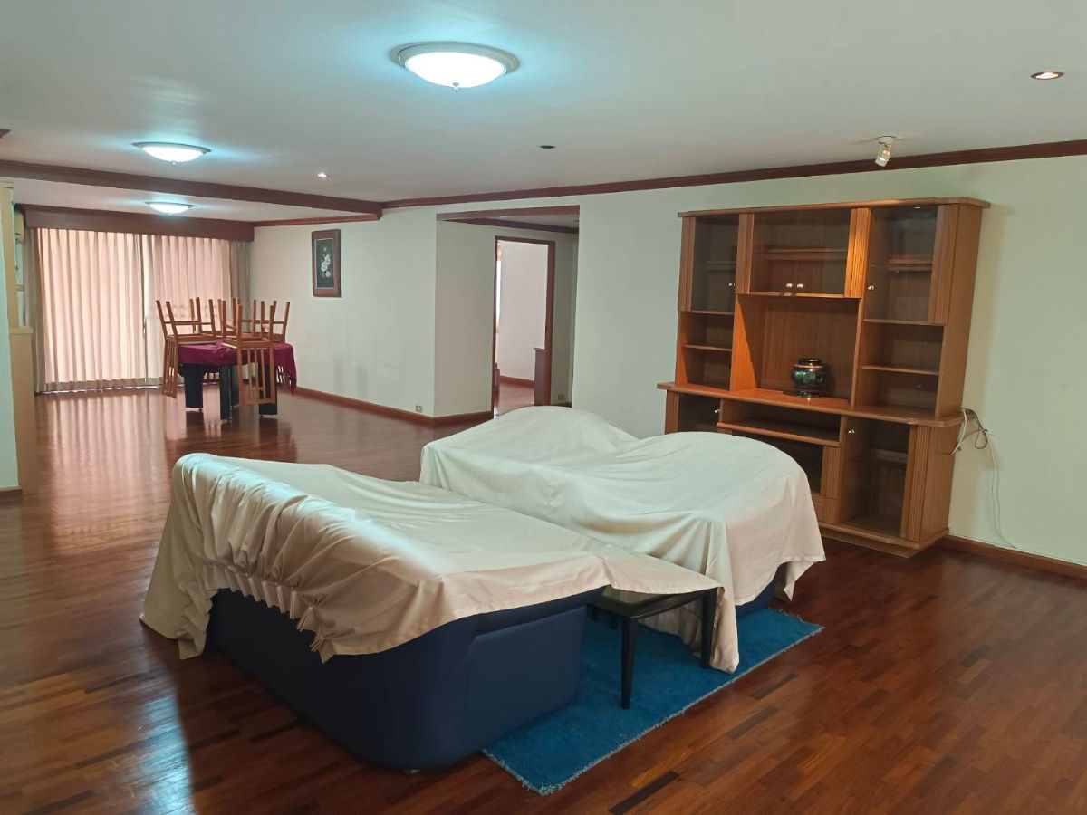 picture Two-bedroom Condominium unit for sale in Prestige Condominium Thana City, Near Vero International School - 2/10