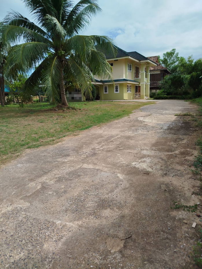 picture House with Land for Sale – 300 (Riverside Property in Peaceful, Private Location at Pattani) - 6/13
