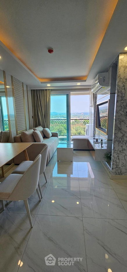 picture 2-BR Condo at Dusit Grand Park 2 close to Pattaya (ID 2046497) - 1/31