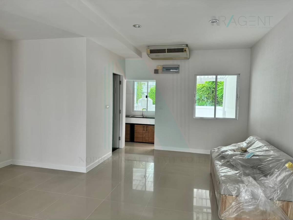 picture 🔺 For Sell Town house THE METRO RAMA 9 3-story 3 bedroom 3 bathroom - 4/8