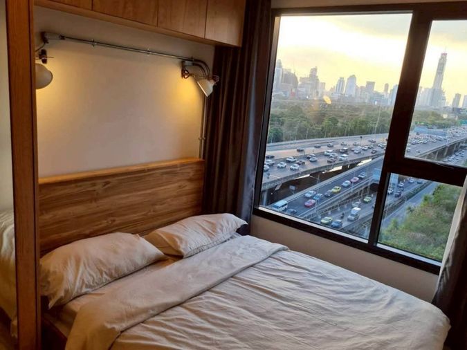 🏙️ Life Asoke Hype Condo for Rent –Tel./Whatsapp :095 169 9356