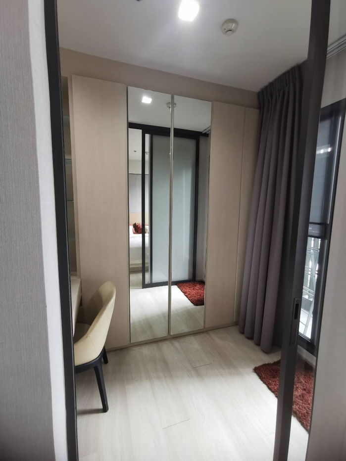 picture Life One Wireless | Only 120 meters from BTS Phloen Chit - 7/16