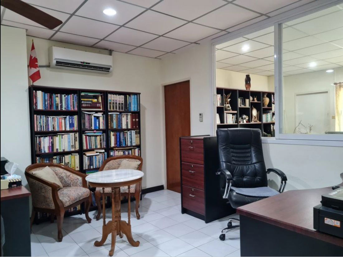 picture Corner 4-bedroom unit for sale in The Trio Garden Condominium - 4/44