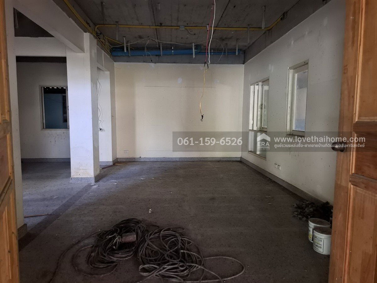 รูป ขายบ้านภัสสร 12 รังสิต-คลองสาม แปลงริมใน 95.9 ตรว. คลองหลวง ปทุมธานี ตั้งอยู่โซนต้นของหมู่บ้าน เหมาะสำหรับครอบครัวขนาดใหญ่ - รูปที่ 5/12
