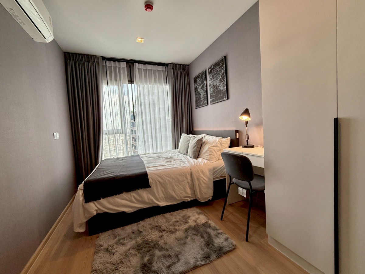picture Life Asoke Rama9 2 Bed 1 bath for rent with full decoration - 9/13