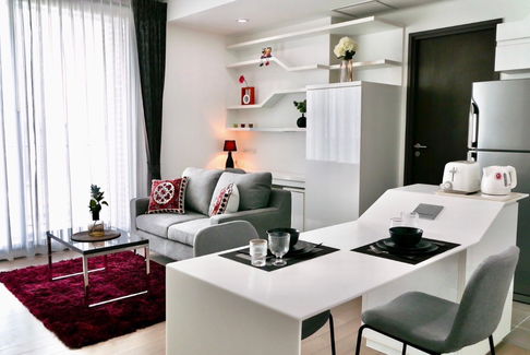 Pyne by Sansiri (ไพน์ บาย แสนสิริ) (1bed1bath 46sqm)
