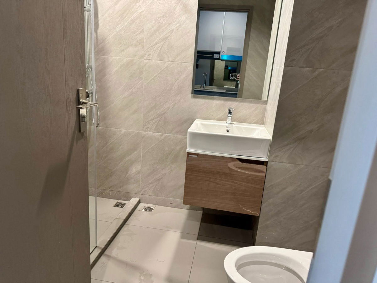 picture For rent Ideo Sukhumvit Rama 4, studio room, fully furnish, nearby BTS Phra Khanong. Ready to move in - 7/10