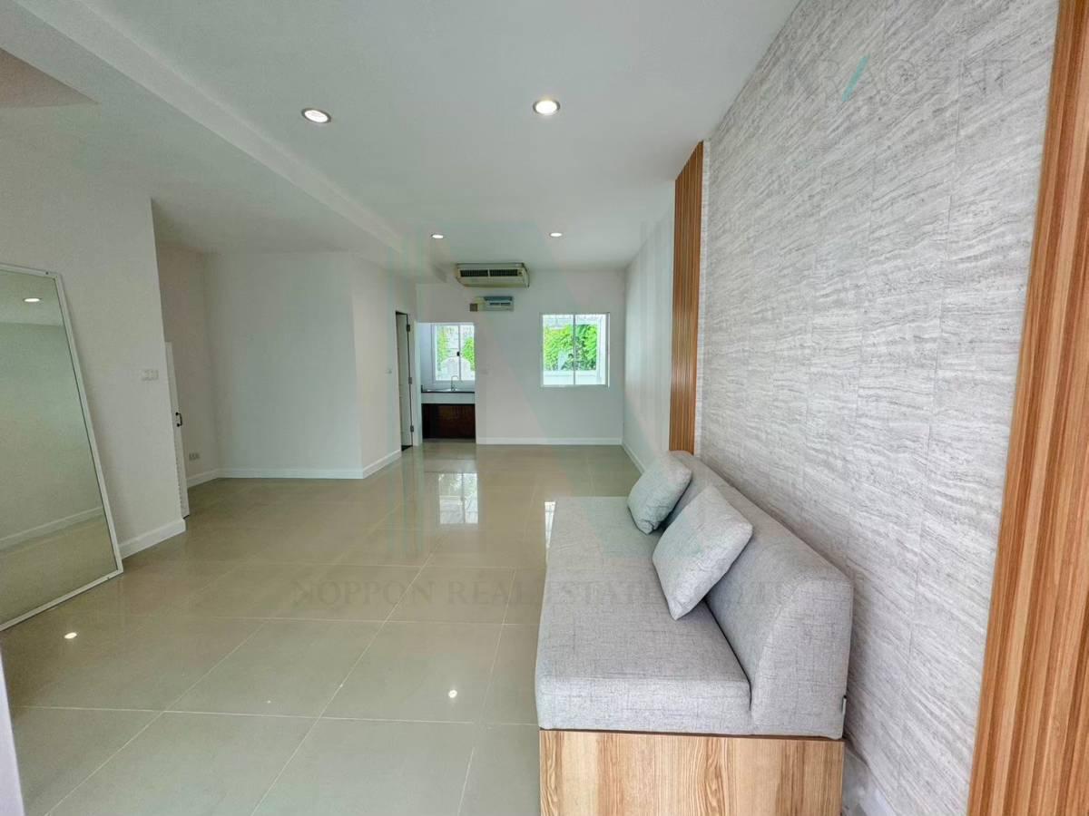 picture 🚩 For Sell Town house THE METRO RAMA 9 3-story 3 bedroom 3 bathroom - 3/8