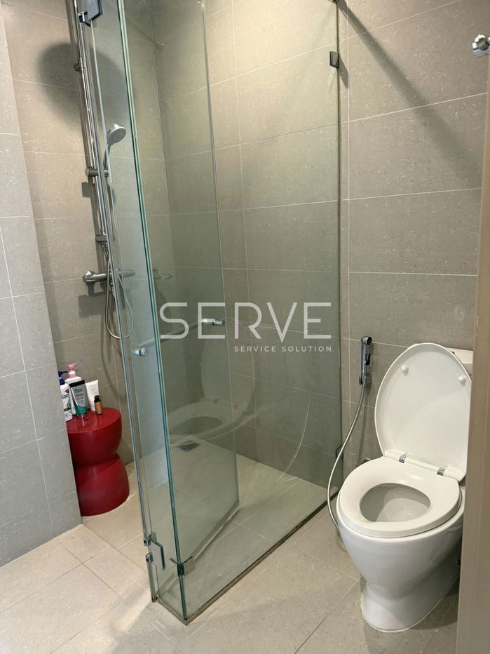 รูป Luxury 1 Bed Unit on High Fl. with View of Sukhumvit  Perfect Location  BTS Phloen Chit -Noble Ploenchit - รูปที่ 1/8