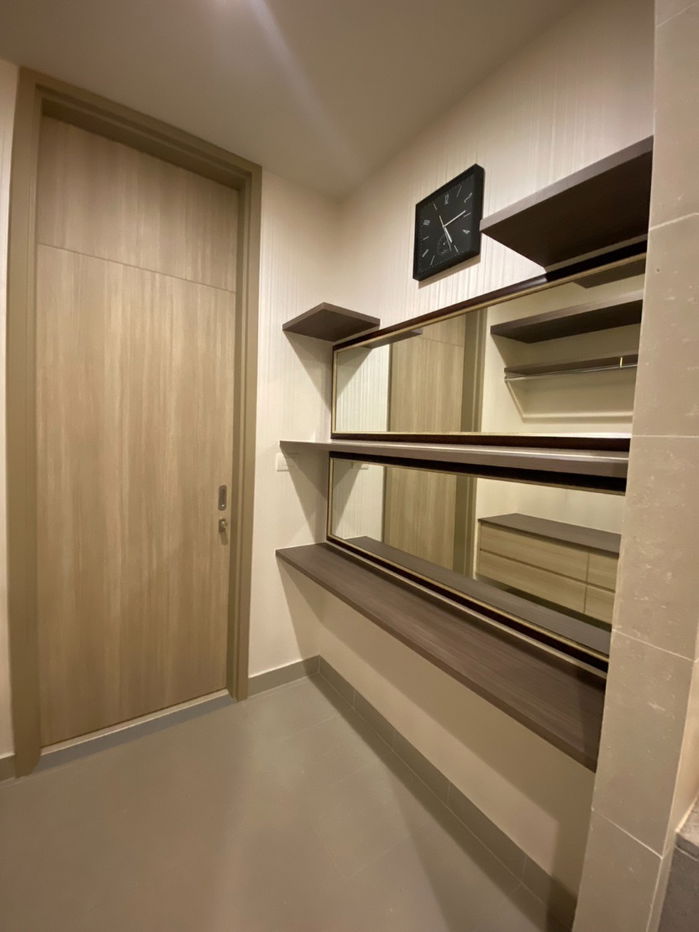 รูป ♦ Prime Location ♦ ตึก B ชั้น 10+ | 1 ห้องนอน 51.49 ตร.ม. | คอนโดมี Skywalk เชื่อมเข้า BTS เพลินจิต, Central Embassy - รูปที่ 5/12