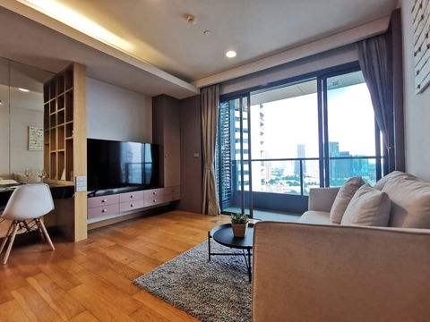 The Lumpini 24ะให้เช่า  2br.2bath 54.3 sqm. corner วิวบางกระเจ้า และ City View ตกแต่งสวย ชั้น 15