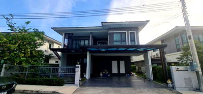 Houses for sale Si Racha Chonburi : Single house for sale, Supalai Pride Sriracha project, great location, near the motorway