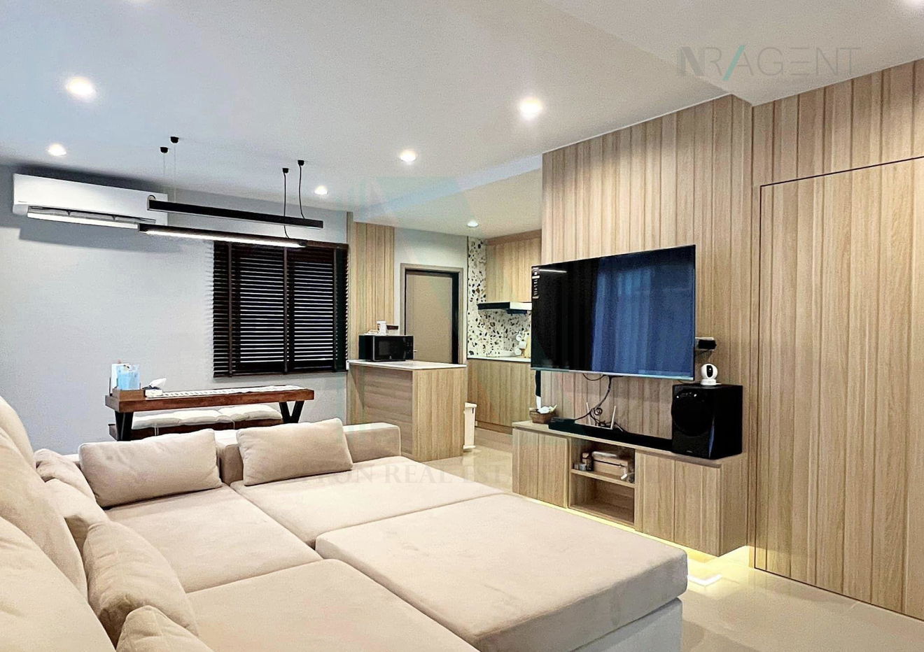 picture For Rent 2-story House COMO BOTANICA BANGNA 4 bedroom 3 bathroom - 2/8