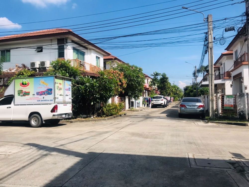 รูป ขายบ้านเดี่ยวหลังมุมโครงการเอโทล มัลดีฟส์ ปาล์ม ทำเลดี เดินทางสะดวก บรรยากาศร่มรื่นพร้อมเข้าอยู่ - รูปที่ 8/8