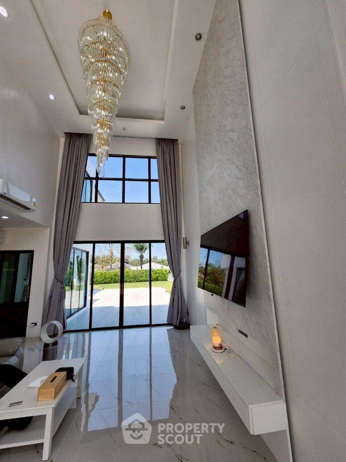 รูป บ้าน 4-ห้องนอน ที่ เดอะ วิลเลจ โดย ฮอร์สชู พอยท์ ใน หนองปรือ (ID 2175435) - รูปที่ 9/34