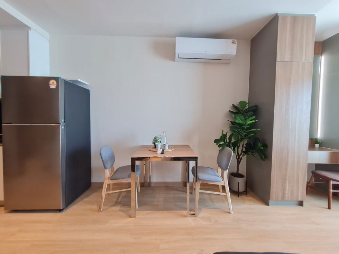 picture For rent Sky Walk Residences, high floor, fully furnished,ready to move in - 8/9