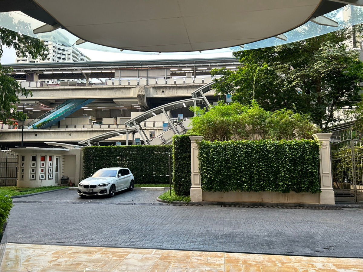 picture The Infinity Condominium Sathorn for Sale - 11/12