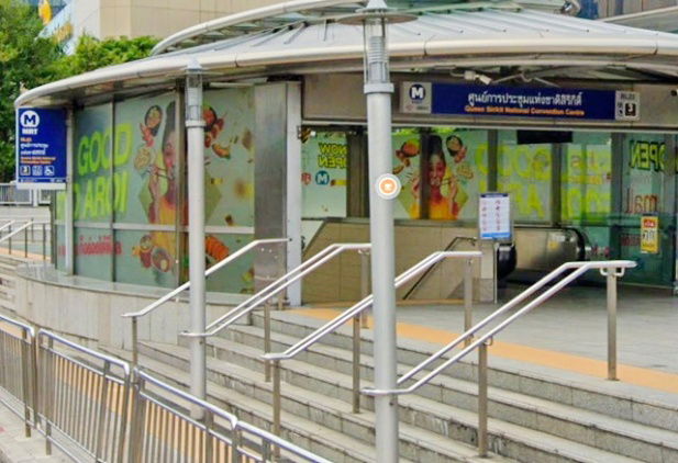 picture MRT Queen Sirikit National Convention Center 600 m. MRT Khlong Toei 500 m. Commercial building for r - 5/8