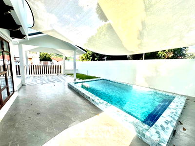 Houses for sale Prachaubkirikhan : 3-BR House close to Hua Hin Night Market (ID 1929731)