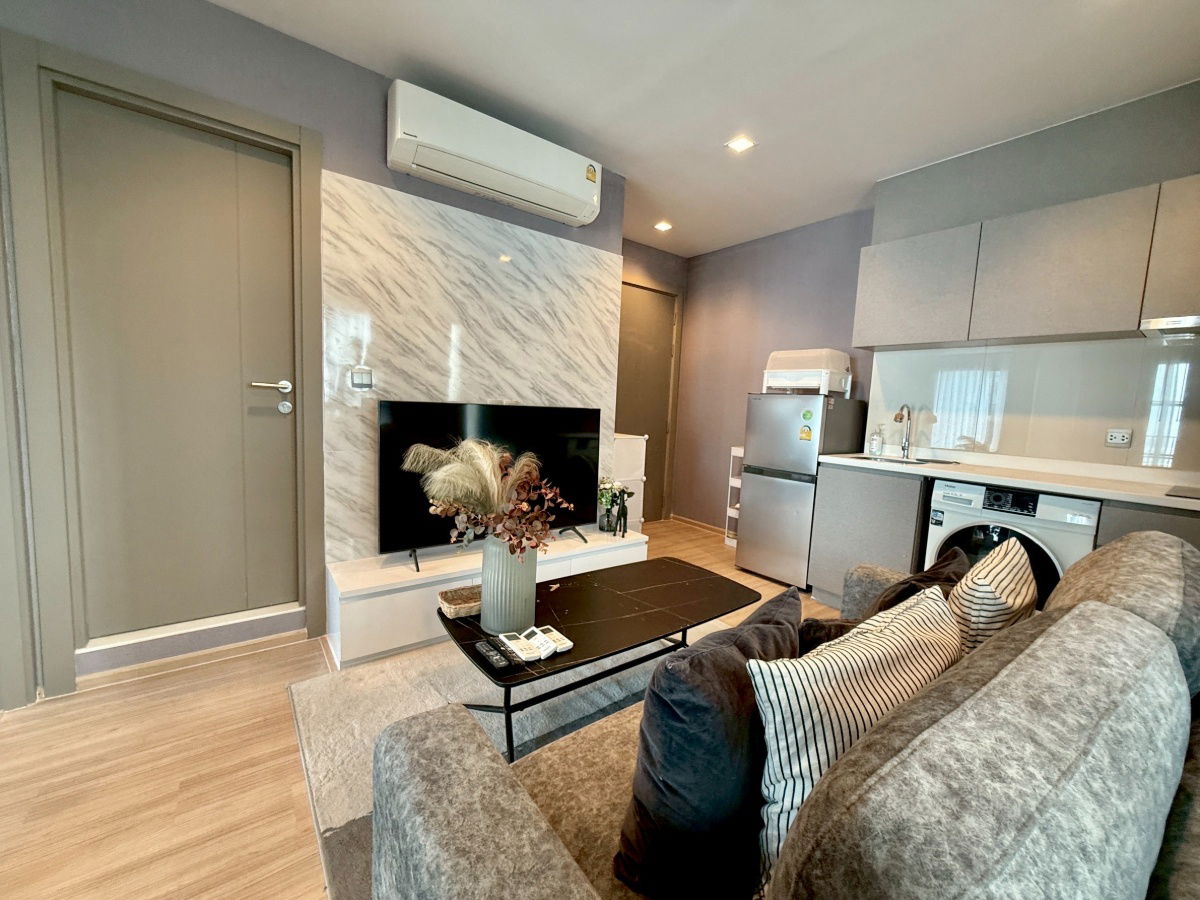 picture Life Asoke Rama9 2 Bed 1 bath for rent with full decoration - 4/13