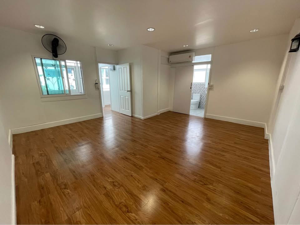 picture 🏡 Luxury house for rent - Soi Yen Akat 11, Yan Nawa 27,000 baht/month Property code: RS1000 - 8/17