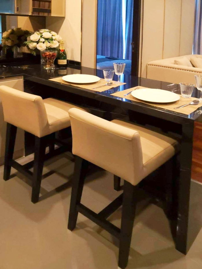 picture 1 Bed Large Room Private Lift Good view & Perfect Location Close to BTS Ratchathewi 350 m.  @ Wish Signature Midtown Siam - 4/5