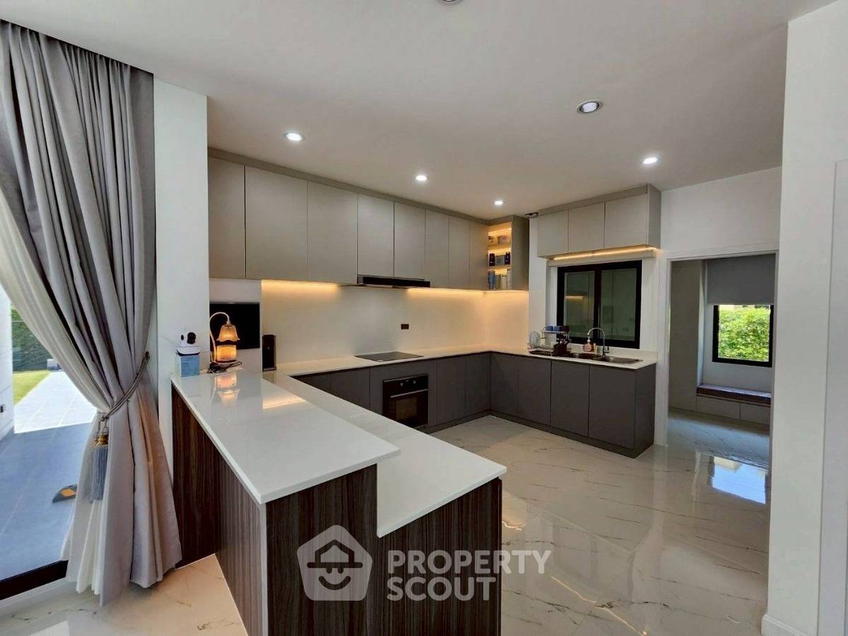 รูป บ้าน 4-ห้องนอน ที่ เดอะ วิลเลจ โดย ฮอร์สชู พอยท์ ใน หนองปรือ (ID 2175435) - รูปที่ 4/34